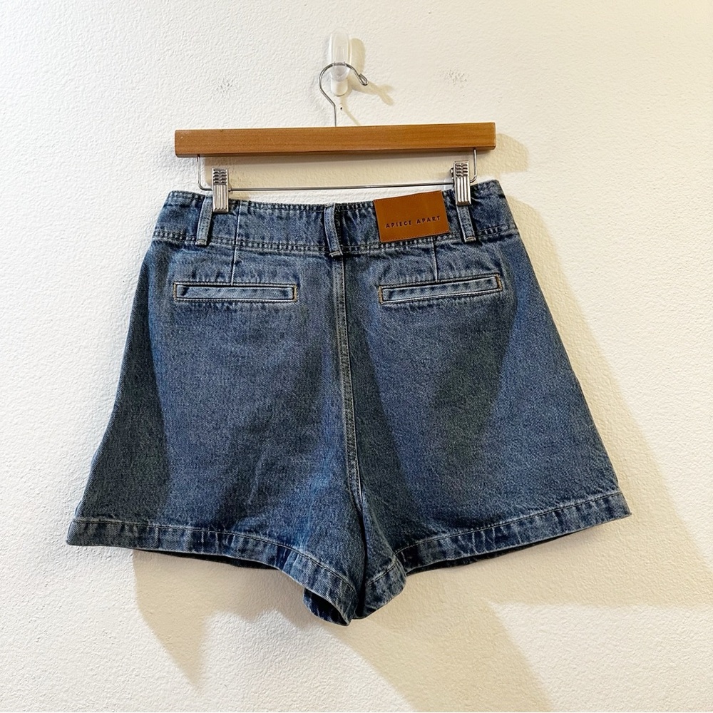 Apiece Apart Women's Bari Jean High Waist Denim Shorts Size 26 Austin Wash - Picture 5 of 9
